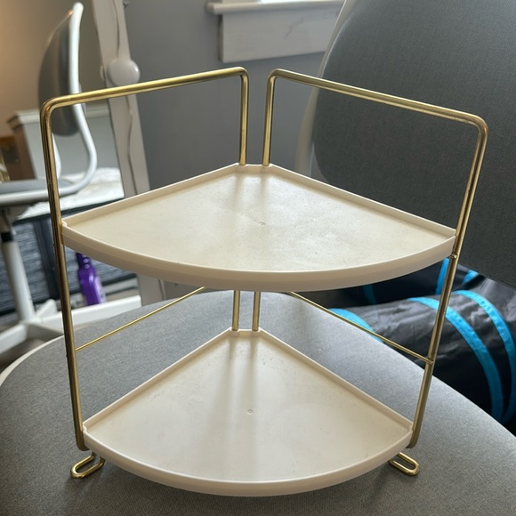 storage for vanity - Picture 1 of 3